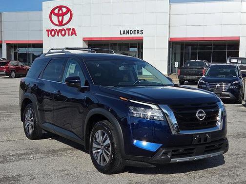 2024 Nissan Pathfinder SL 4WD