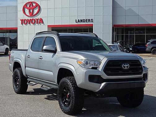 2019 Toyota Tacoma SR