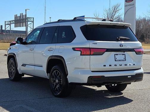 2024 Toyota Sequoia Platinum