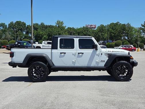 2020 Jeep Gladiator Sport S