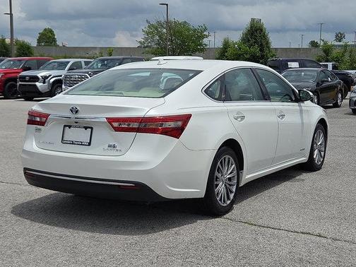 2016 Toyota Avalon Hybrid Limited