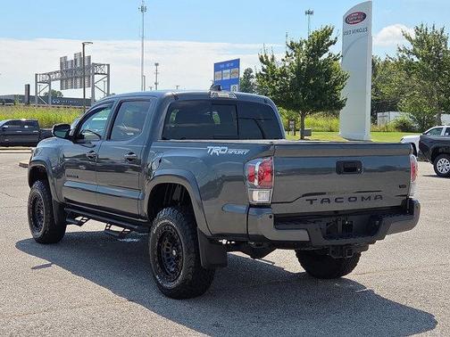 2022 Toyota Tacoma TRD Sport