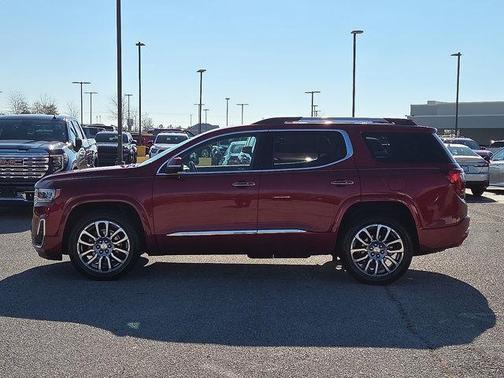 2022 GMC Acadia Denali
