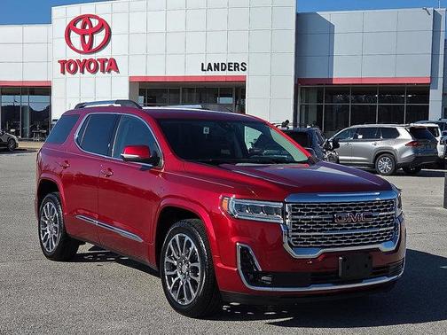 2022 GMC Acadia Denali