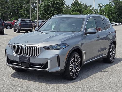 Skyscraper Grey Metallic 2025 BMW X5 xDrive40i