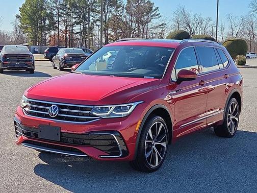 2024 Volkswagen Tiguan 2.0T SEL R-Line 4MOTION