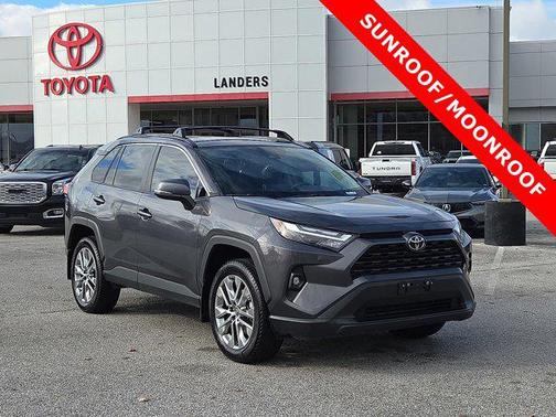 2024 Toyota RAV4 XLE Premium