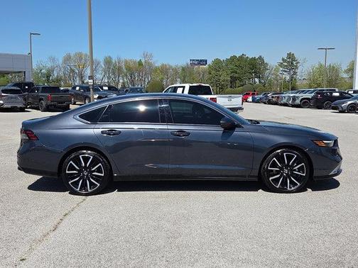 2025 Honda Accord Hybrid Touring