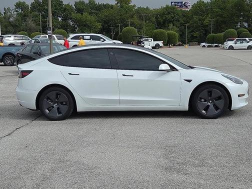 2023 Tesla Model 3 Standard Range