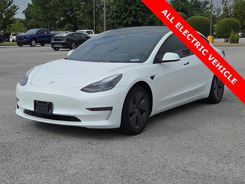 2023 Tesla Model 3 Standard Range