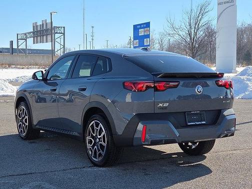 2025 BMW X2 xDrive28i