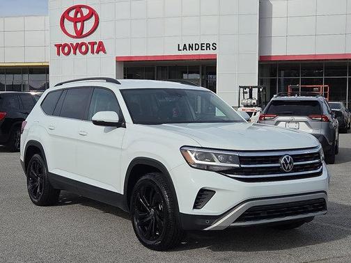 2022 Volkswagen Atlas 2.0T SE w/Technology