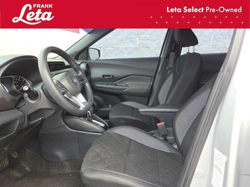 2019 Nissan Kicks S