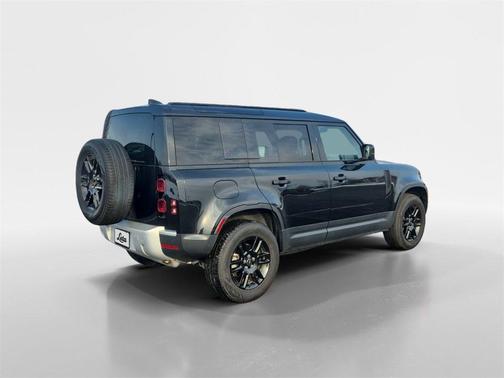 2025 Land Rover Defender P300