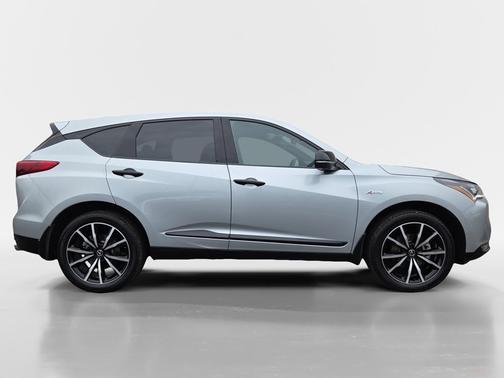 2025 Acura RDX