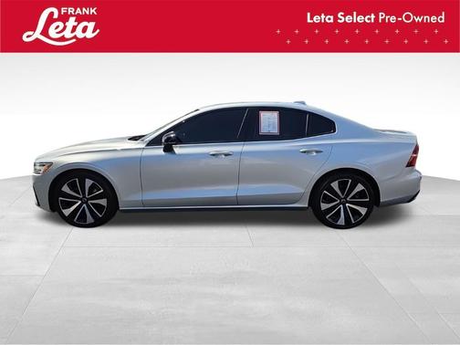 2022 Volvo S60