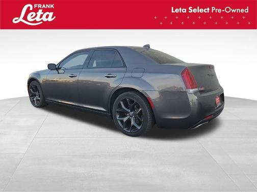 2021 Chrysler 300 Touring