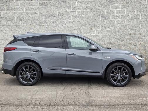 2025 Acura RDX 