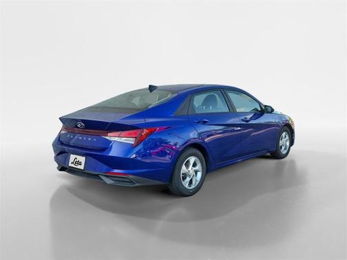 2021 Hyundai ELANTRA SE