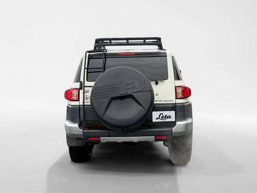 2011 Toyota FJ Cruiser Base