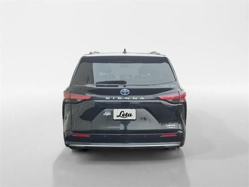2024 Toyota Sienna Limited