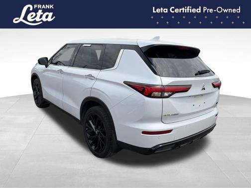 White 2023 Mitsubishi Outlander