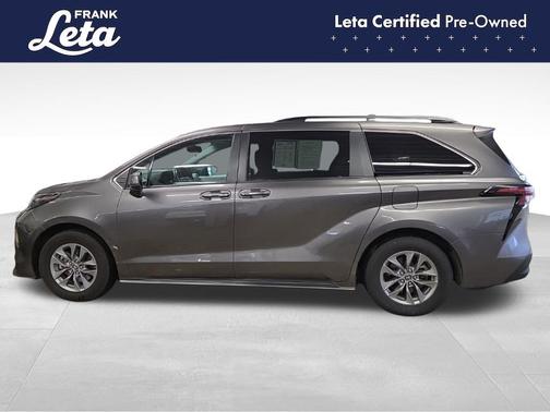 2024 Toyota Sienna 