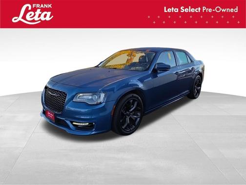 2022 Chrysler 300 Touring L