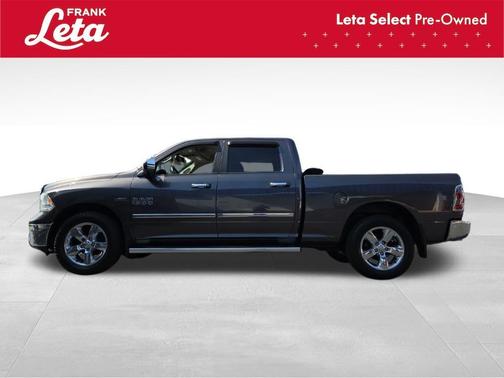 2016 RAM 1500 SLT