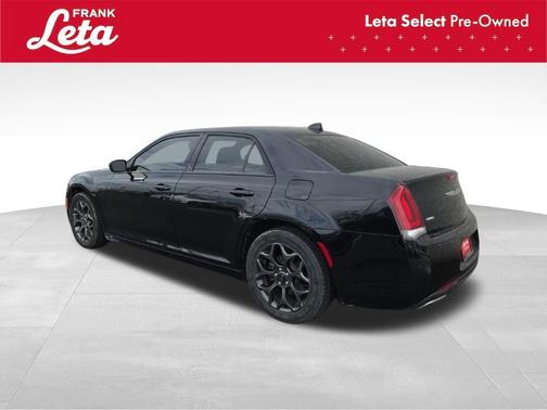 2018 Chrysler 300 S