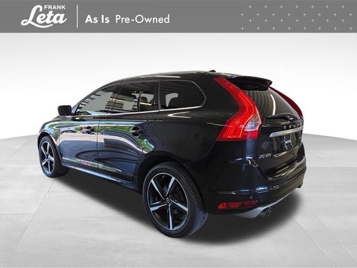 Black Sapphire Metallic 2015 Volvo XC60 T6 R-Design Platinum