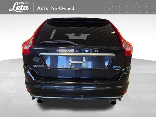 Black Sapphire Metallic 2015 Volvo XC60 T6 R-Design Platinum