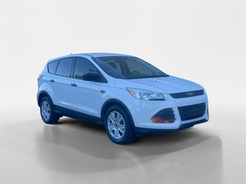 2016 Ford Escape S