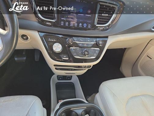 2017 Chrysler Pacifica Touring-L Plus