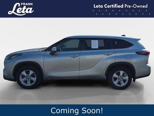 2024 Toyota Highlander 