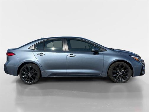 2025 Toyota Corolla Hybrid SE