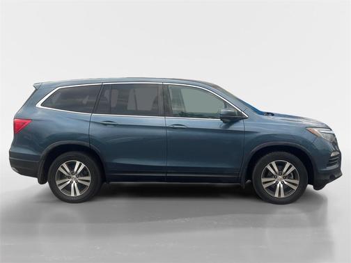 2017 Honda Pilot EX