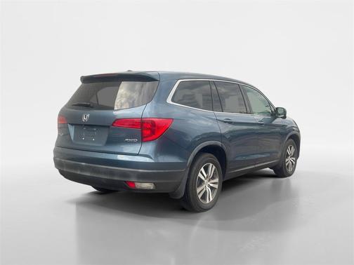 2017 Honda Pilot EX
