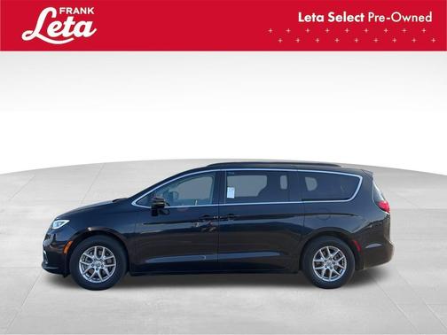 2022 Chrysler Pacifica Touring-L