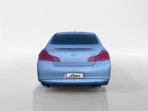 2010 INFINITI G37x Base