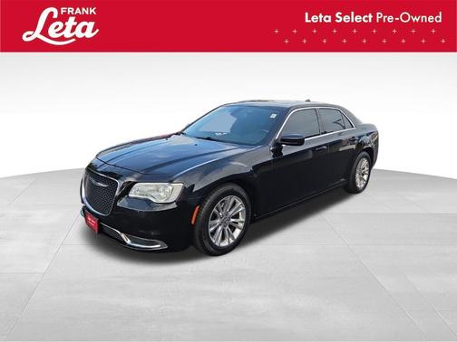 2017 Chrysler 300 Limited