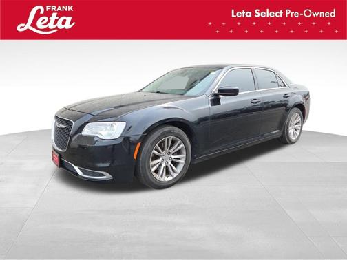 2017 Chrysler 300 Limited