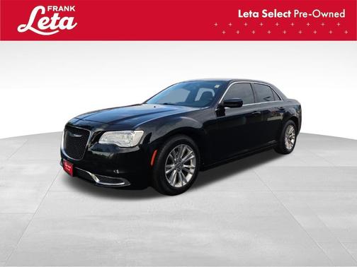 2017 Chrysler 300 Limited