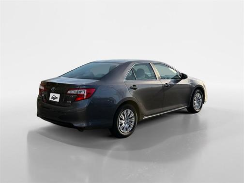 2014 Toyota Camry Hybrid LE