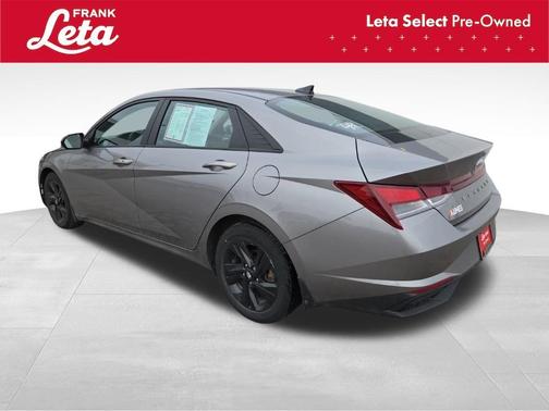 2021 Hyundai ELANTRA SEL