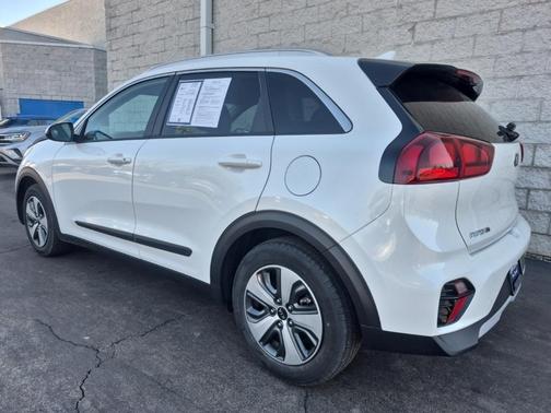 2021 Kia Niro LX