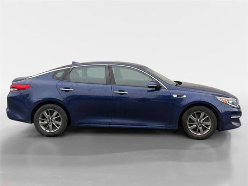 2017 Kia Optima LX Turbo