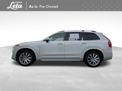 2016 Volvo XC90 T6 Momentum