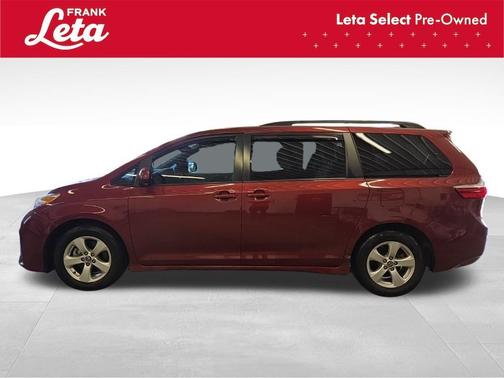 2018 Toyota Sienna 