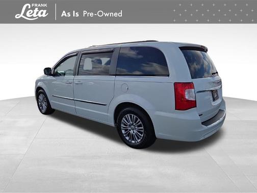2013 Chrysler Town & Country Touring-L